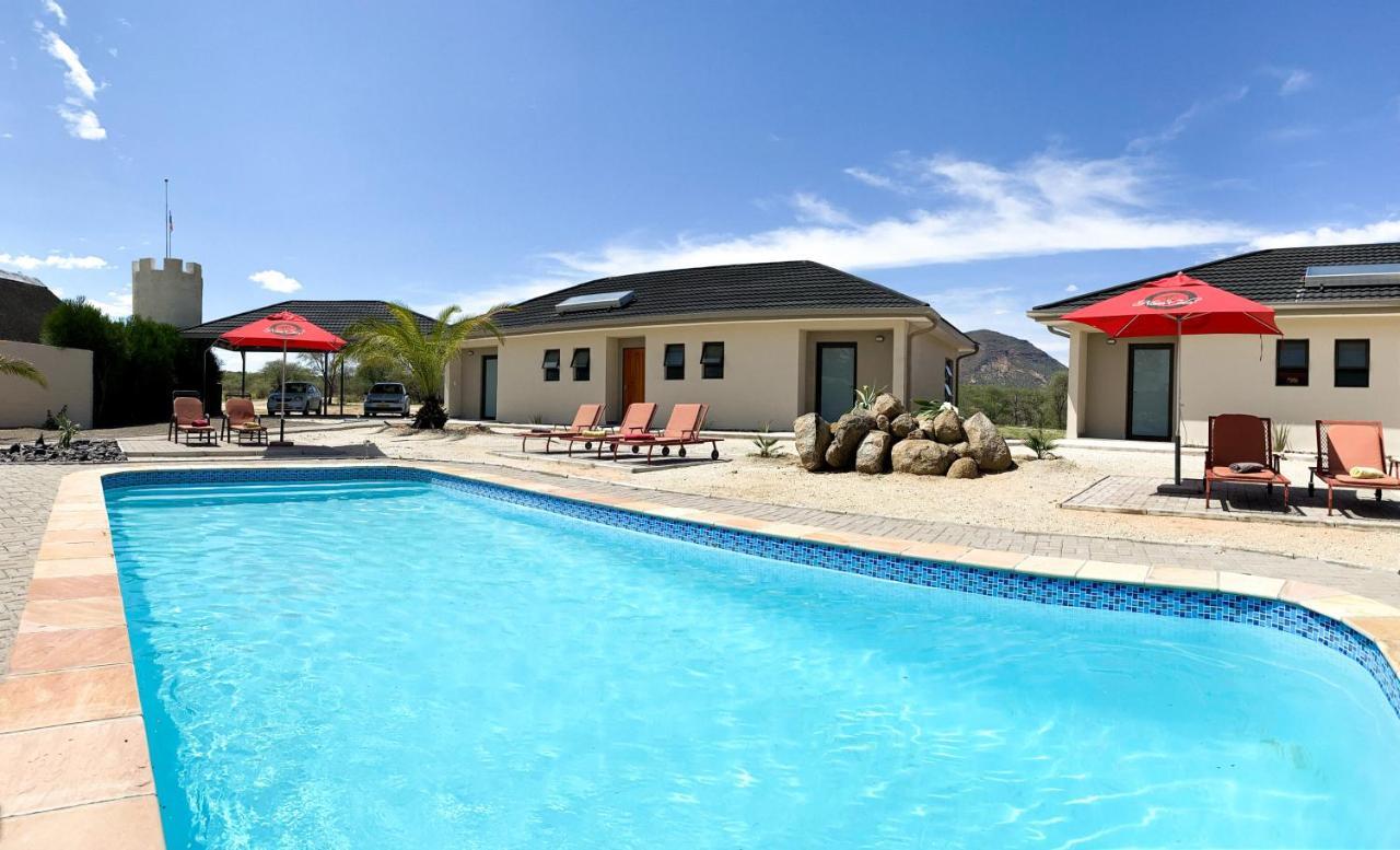 Otjohotozu Guestfarm Hotel Omaruru Exterior photo